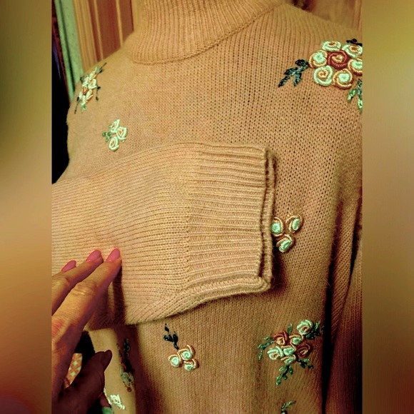 Vintage Alfred Dunner sweater w/embroidered flowers. NWT beautiful cond size L - Picture 3 of 5